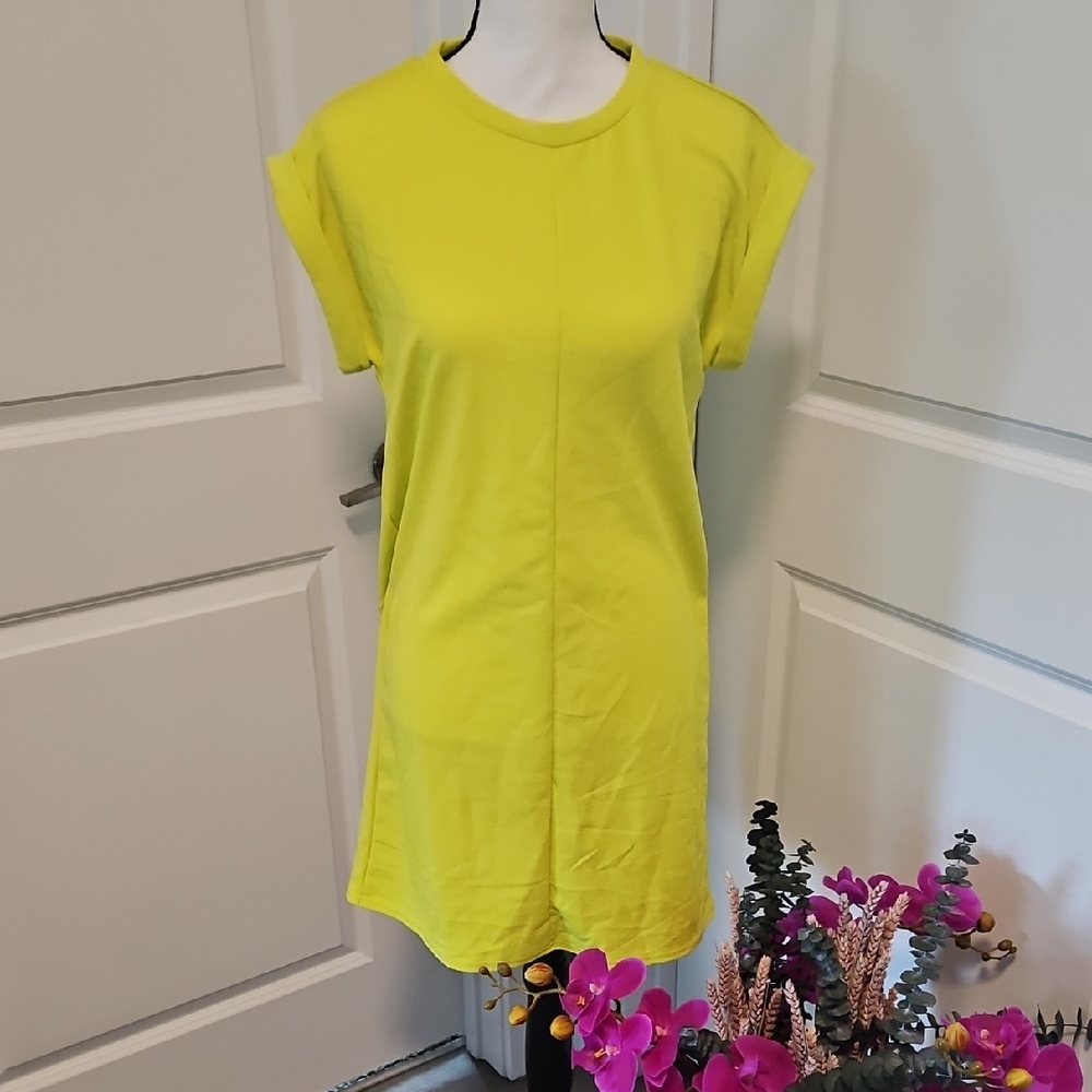 SHEIN Bright Yellow Short Sleeve Tee Dress